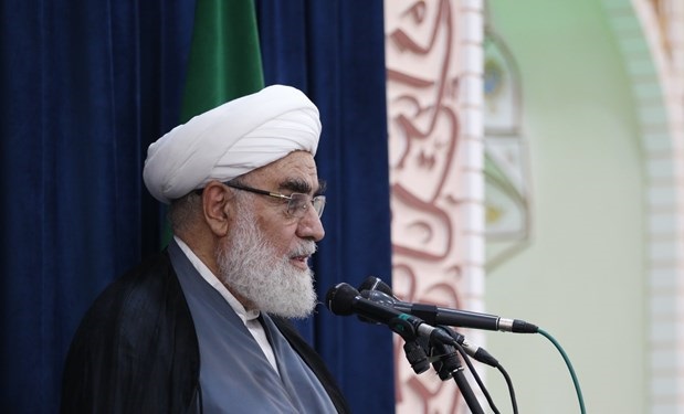 رئیس دفتر رهبری: اقلیتی قارونصفت سوار بر ماشینهای چند میلیاردی در خیابانها رژه میروند / شهرکی در اطراف تهران به صورت قلعه با دیوار ۷ متری وجود دارد که حداقل ۲۰۰ و حداکثر ۷۰۰ میلیارد تومان قیمت دارد رئیس دفتر رهبری: اقلیتی قارونصفت سوار بر ماشینهای چند میلیاردی در خیابانها رژه میروند / شهرکی در اطراف تهران به صورت قلعه با دیوار ۷ متری وجود دارد که حداقل ۲۰۰ و حداکثر ۷۰۰ میلیارد تومان قیمت دارد