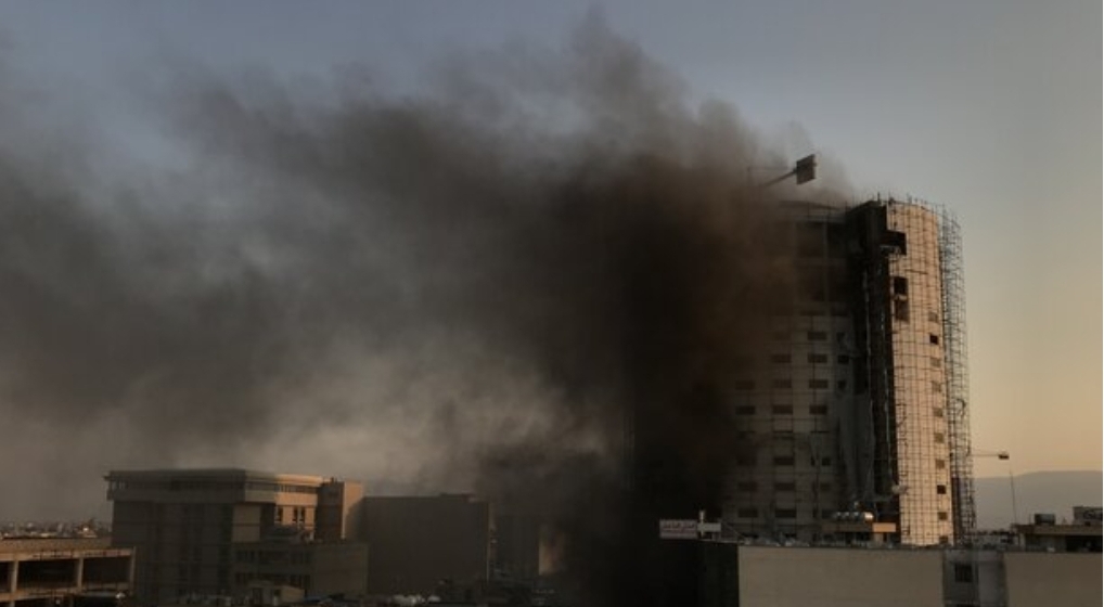 استاندار فارس: بتن ساختمان هتل آسمان آسیب دیده است/ احتمال تخریب هتل
