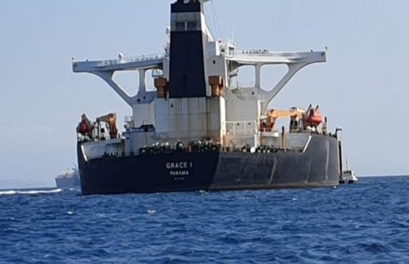نفتکش &laquo;گریس ۱&raquo; آزاد شد
