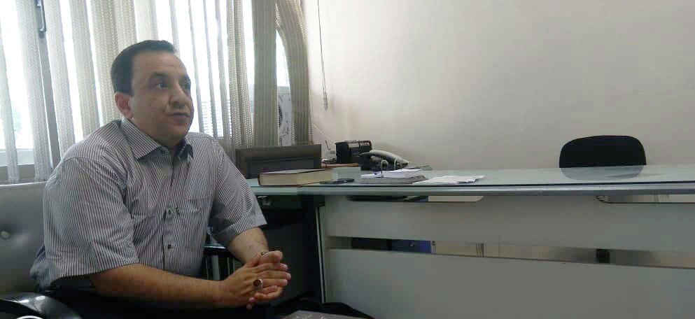 آمریکایی‌ها سال ۱۳۳۱ به مکی پیشنهاد نخست وزیری دادند / طرح آن‌ها این بود که علیرضا پهلوی جانشین محمدرضا پهلوی شود / او از آمریکا به مصدق تلگراف زد که قطع به یقین آمریکایی‌ها پشت حوادث سی تیر بودند / ناهار خوردن مکی با زاهدی پس از کودتا مسئله عجیبی نیست / کاشانی با برخی عزل و نصب‌های مصدق موافق نبود؛ می‌گفت: من هم چند نفر برای برخی مناصب دارم / مکی یک روز قبل از کودتا زندانی و بعدازظهر همان روز آزاد شد / چون می‌دانست قرار است کودتا شود به دربندسر رفت / وقتی شاه پس از شکست کودتا، به تهران برگشت سراغ مکی را گرفت