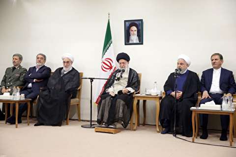 تصاویر : دیدار رئيس جمهور و اعضای هيئت دولت با حضرت آيت‌الله خامنه‌ای