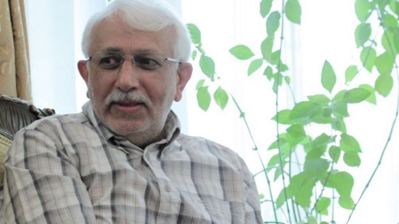 به نظر می رسد پیشنهادهای فرانسویها به ایران تا حدود زیادی مثبت ارزیابی شده / باید در انتظار واکنش رسمی وزارت خارجه باشیم / ظریف در «بیاریتز»، احتمالا حامل پاسخ ایران به پیشنهادات مکرون است به نظر می رسد پیشنهادهای فرانسویها به ایران تا حدود زیادی مثبت ارزیابی شده / باید در انتظار واکنش رسمی وزارت خارجه باشیم / ظریف در «بیاریتز»، احتمالا حامل پاسخ ایران به پیشنهادات مکرون است