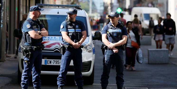چاقو کشی در لیون فرانسه 1 کشته و 8 مجروح بر جای گذاشت