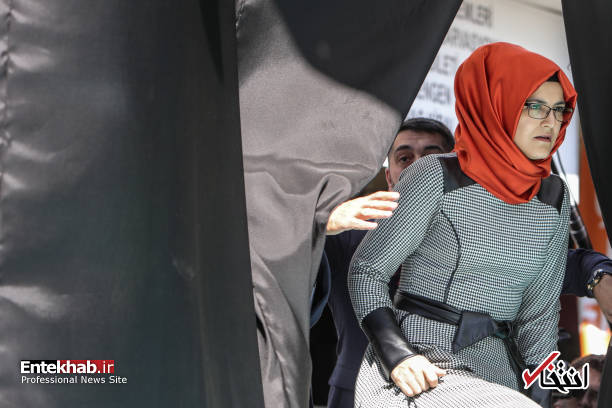 تصاویر : رونمایی از بنای یادبود خاشقجی مقابل کنسولگری عربستان در استانبول