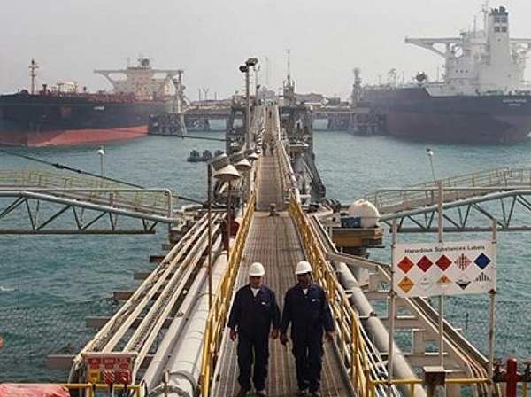 برنامه سه بخشی ایران برای دور زدن تحریم نفت / ایران تا ۲۰۲۱ نفت خود را برای اولین بار به طور مستقیم از طریق دریای عمان صادر می‌کند