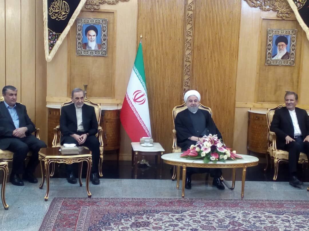 روحانی: در برابر توطئه‌ها، تحریم‌ها و حصر آمریکا به زانو در نمی‌آییم