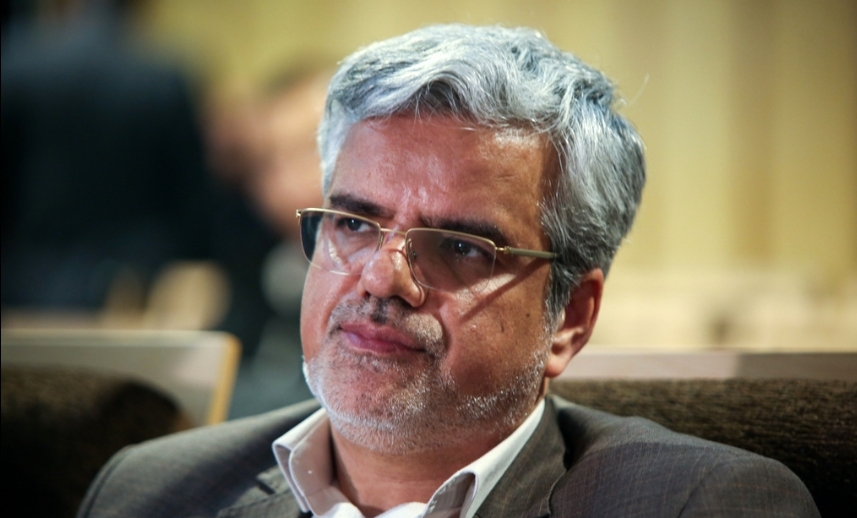 محمود صادقی از نمایندگی مجلس استعفا داد / جمع&zwnj;آوری امضا برای استیضاح لاریجانی
