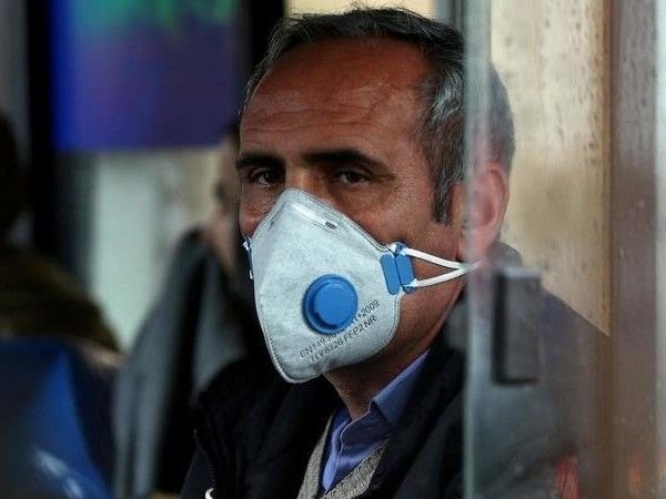 تعداد مبتلایان به کرونا در کشور به ۲۷۰۱۷ نفر رسید / تعداد فوتی‌ها ۲۰۷۷ نفر / ۹۶۲۵ نفر ترخیص شده‌اند