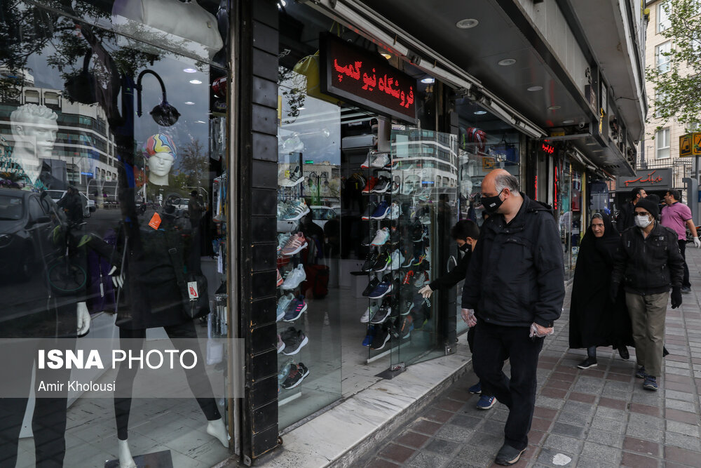 تصاویر: مغازه‌های باز و بسته در تهران