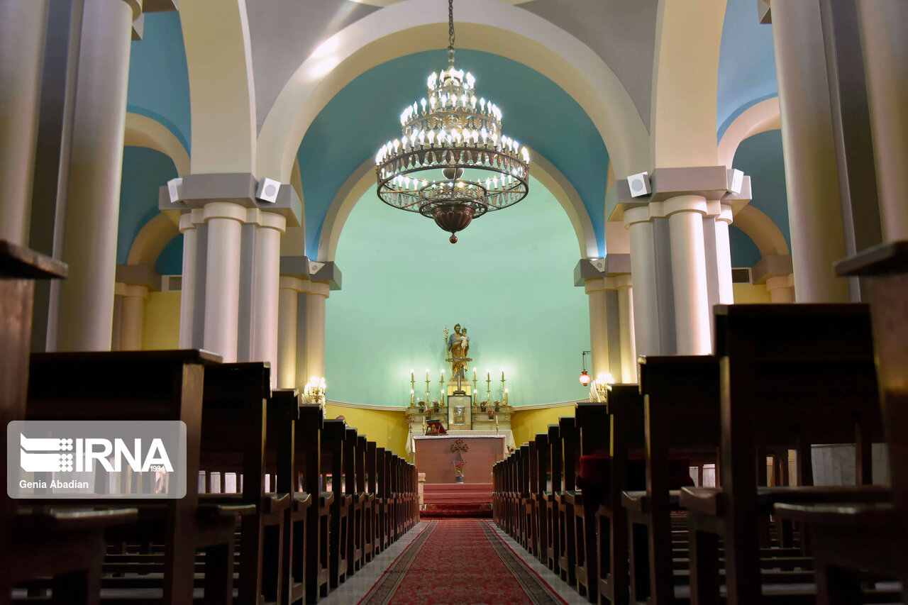 تصاویر: مراسم راز قربانی مقدس در کلیسای حضرت یوسف