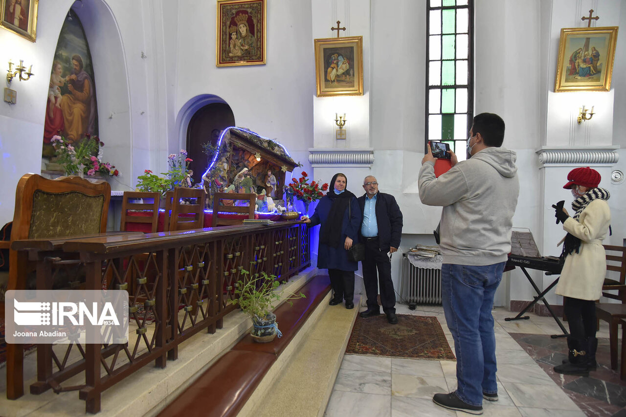 تصاویر: بزرگداشت میلاد مسیح(ع) در کلیسای سورپ گریگور ارامنه تهران