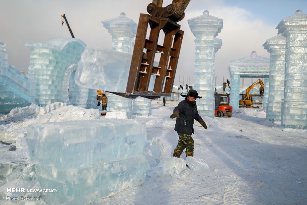 تصاویر: آغاز ساخت شهر یخی در چین