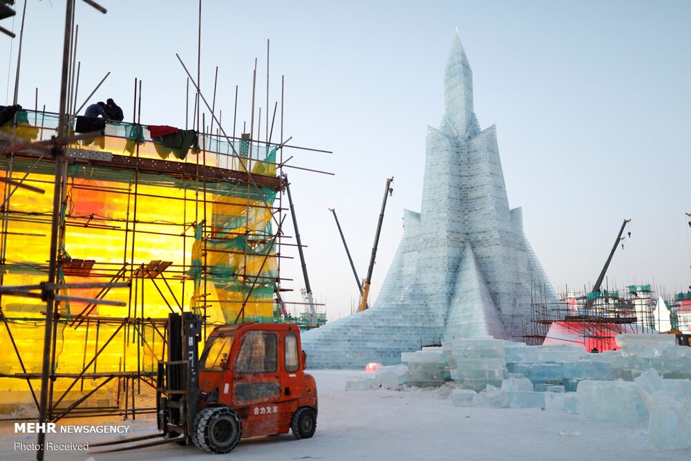 تصاویر: آغاز ساخت شهر یخی در چین