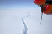 ویدیو / شکسته شدن صفحه یخی به مساحت لندن در قطب جنوب