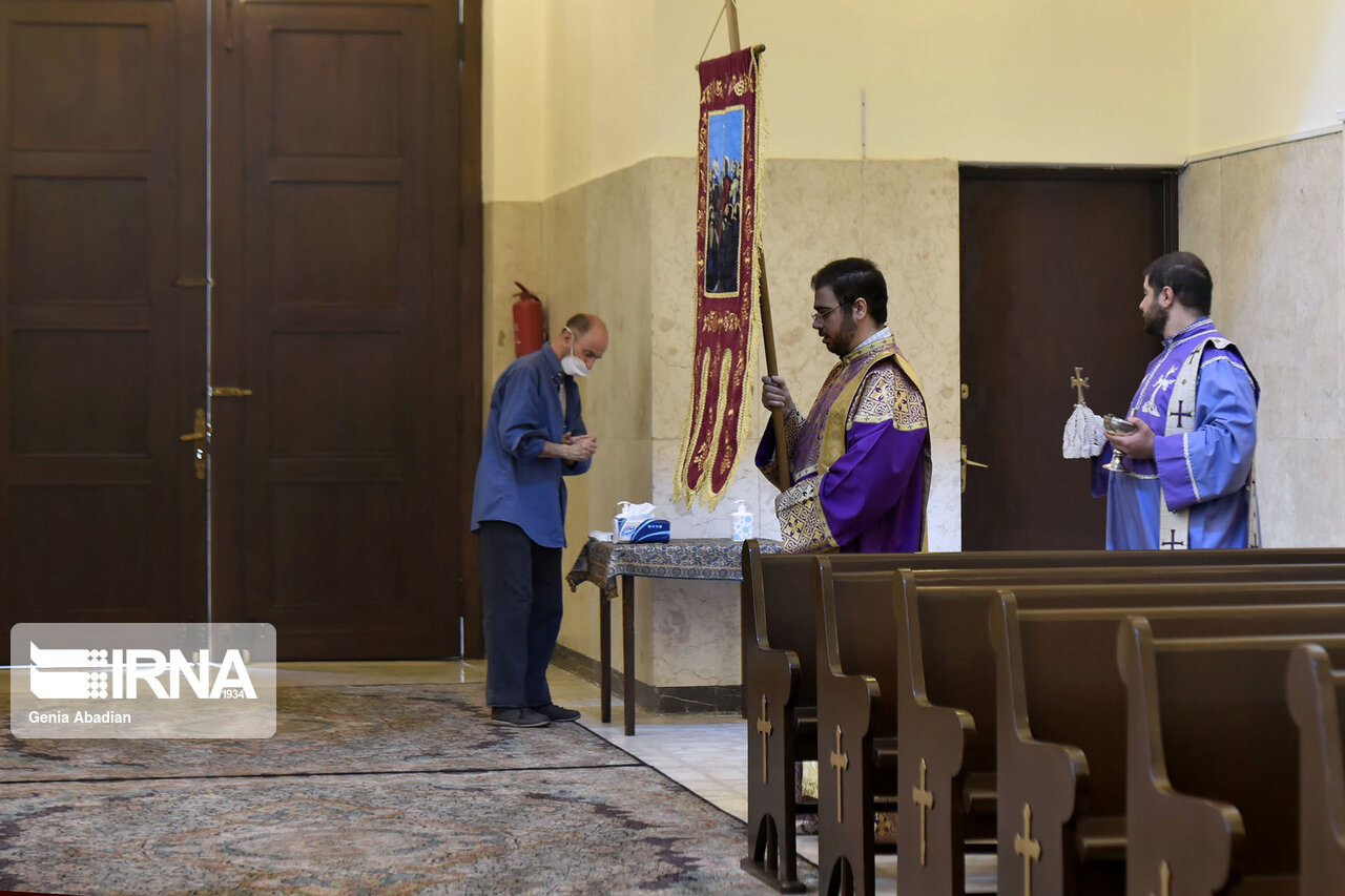تصاویر: فاصله گذاری اجتماعی در کلیسا سرکیس مقدس