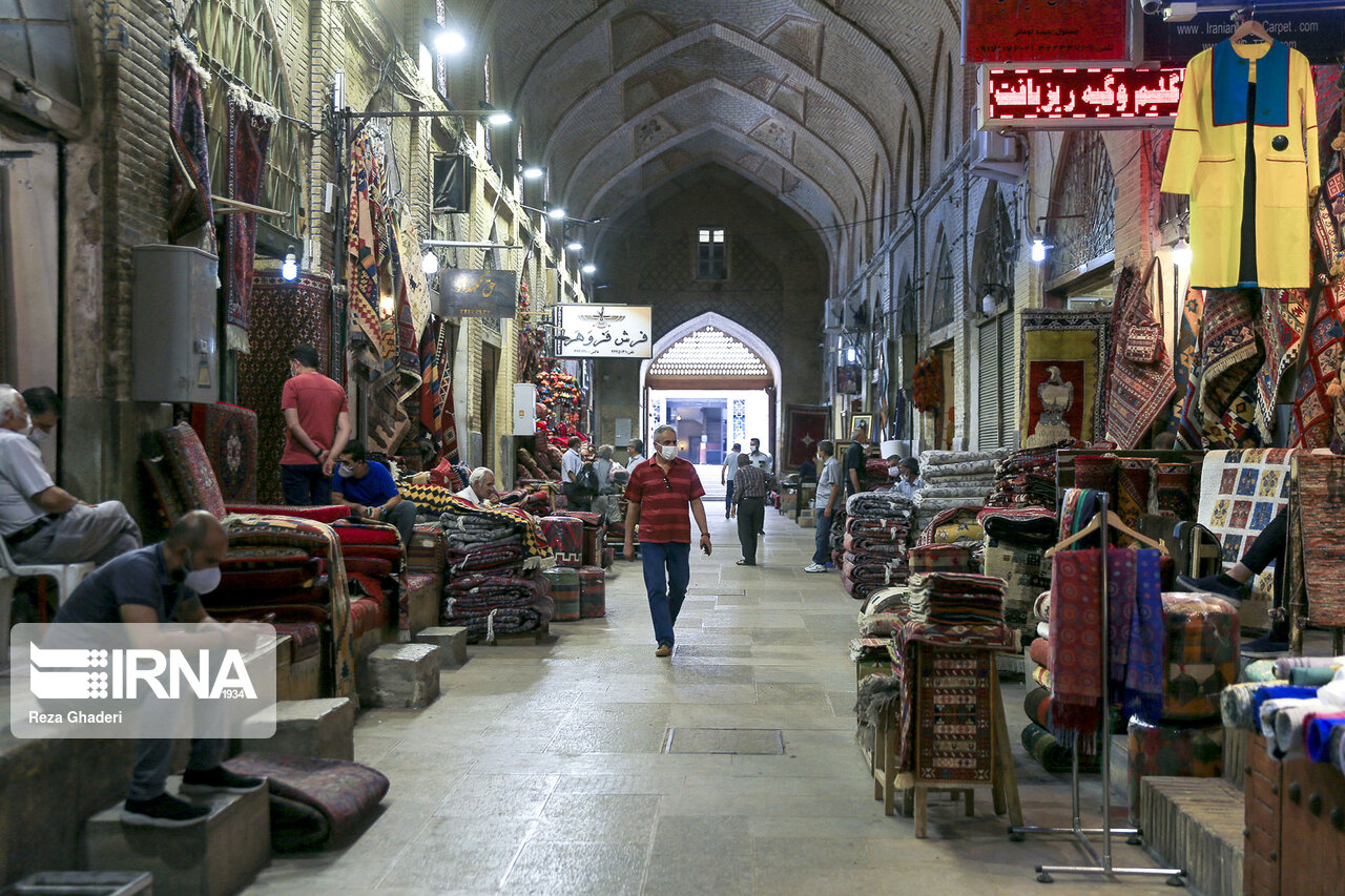 تصاویر: بازار وکیل شیراز در روزهای کرونا