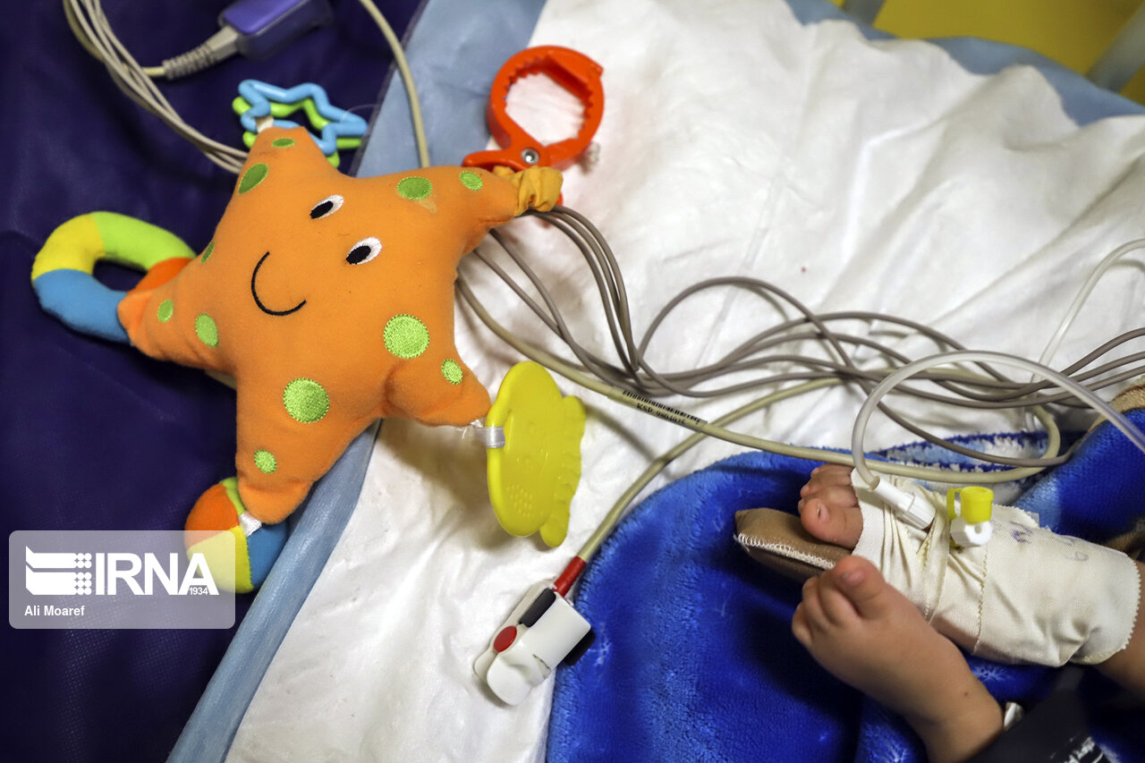 تصاویر: بخش کودکان مبتلا به کرونا در بیمارستان ابوذر اهواز