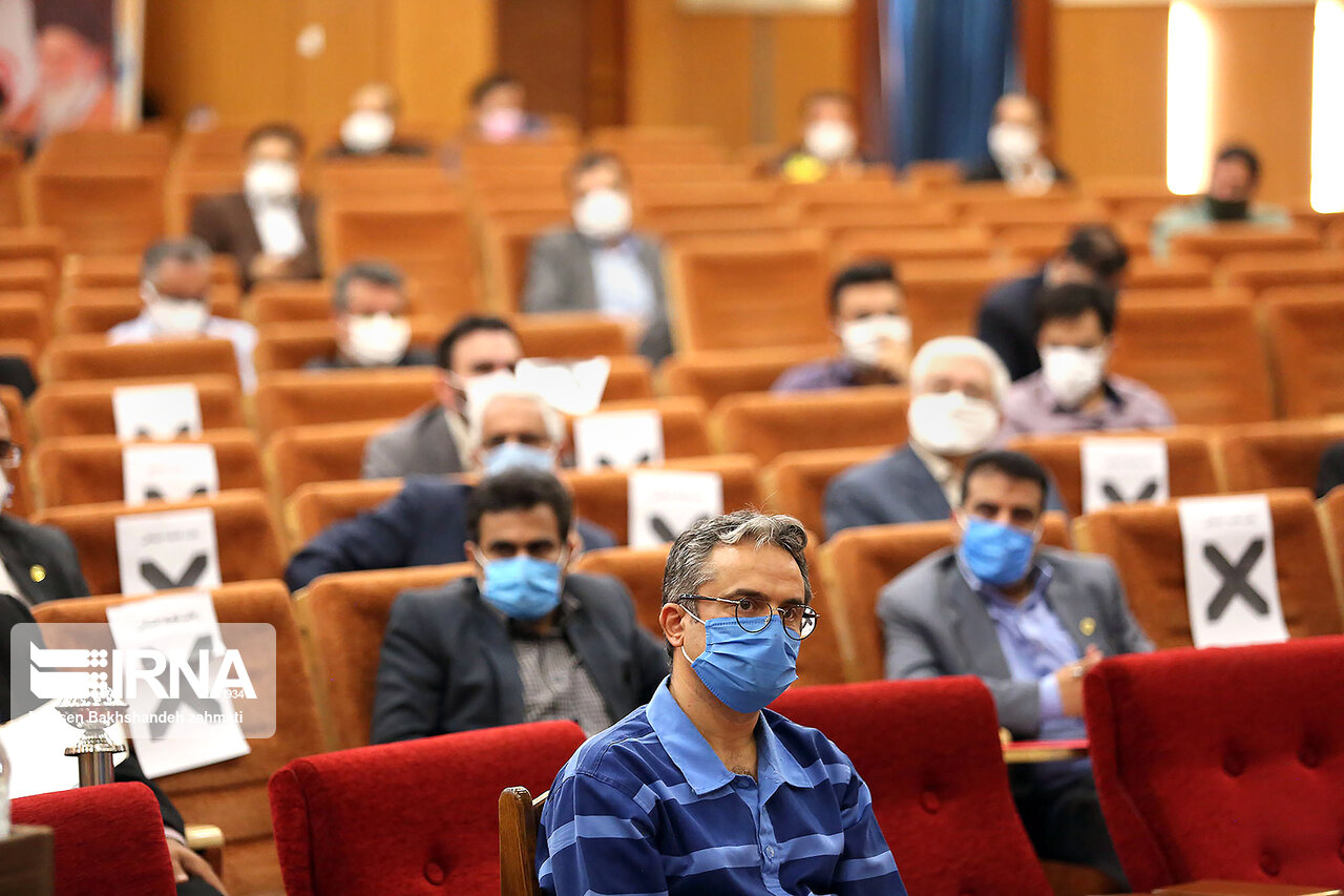 تصاویر: دادگاه پرونده «هلدینگ آفتاب» در مشهد