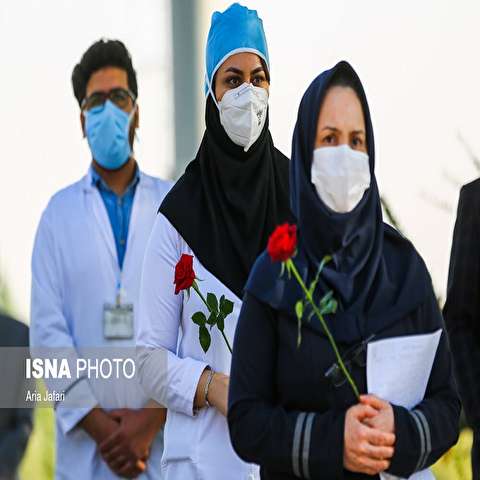 تصاویر: مراسم تشییع چهارمین پزشک مدافع سلامت اصفهان