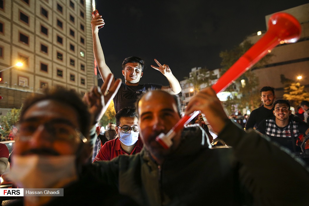 تصاویر: شادی هواداران پرسپولیس در تهران