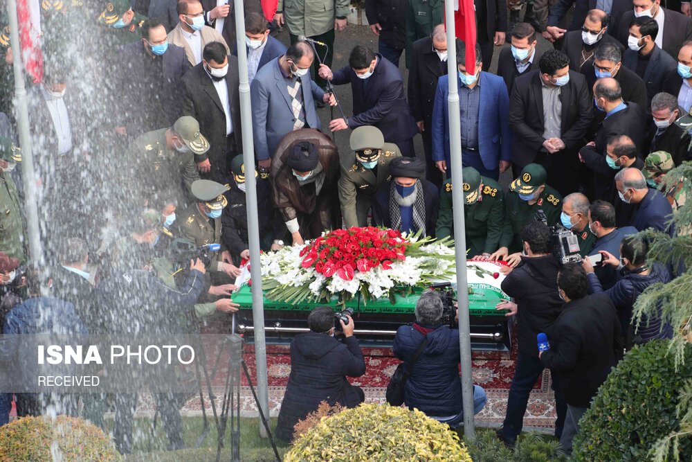 مراسم تشییع و خاکسپاری شهید فخری‌زاده