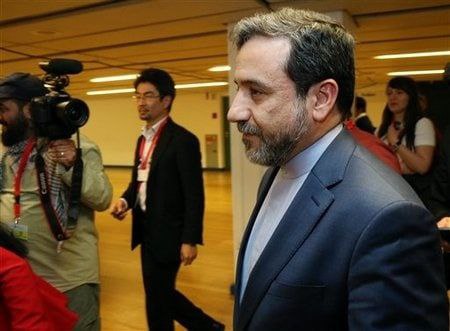 هیات مذاکره کننده ایرانی به ریاست سید عباس عراقچی معاون سیاسی وزارت امور خارجه وارد وین شد.