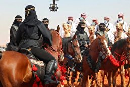 ویدیو /  برای اولین بار عربستان سعودی؛ رژه زنان در جشنواره شتر