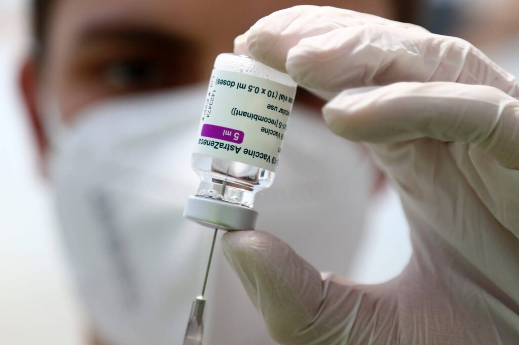سازمان غذا و دارو: چندین میلیون دوز واکسن آسترازنکا برای افرادی که قصد مسافرت به خارج را دارند تهیه شده ؛ باز هم درخواست داده ایم