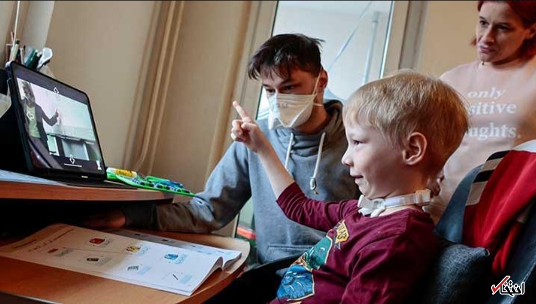 ربات آواتاری که به جای پسر بیمار آلمانی به مدرسه می‌رود+تصاویر