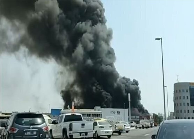 حمله انصارالله یمن به امارات با ۲۰ پهپاد و ۱۰ موشک / انفجار سه نفتکش / ائتلاف سعودی: پرواز چندین پهپاد از فرودگاه صنعاء را رصد کردیم / انصارالله: ابوظبی از تجاوز دست برندارد، حملات دردناک‌تری دریافت خواهد کرد