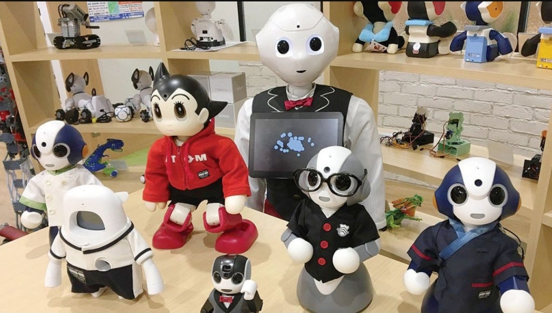 ربات‌هایی که لباس عروسی می پوشند