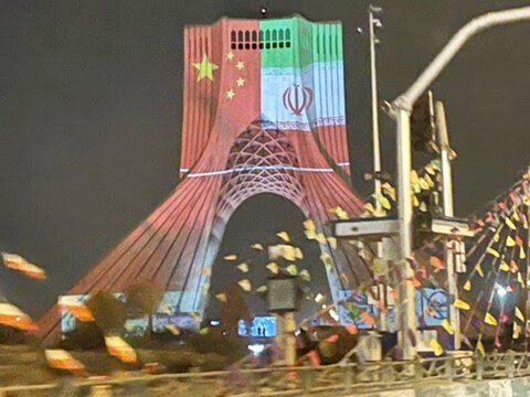 شهرداری تهران می‌گوید مسولیتی در اجرای ویدئو مپینگ پرچم ایران و چین نداشته