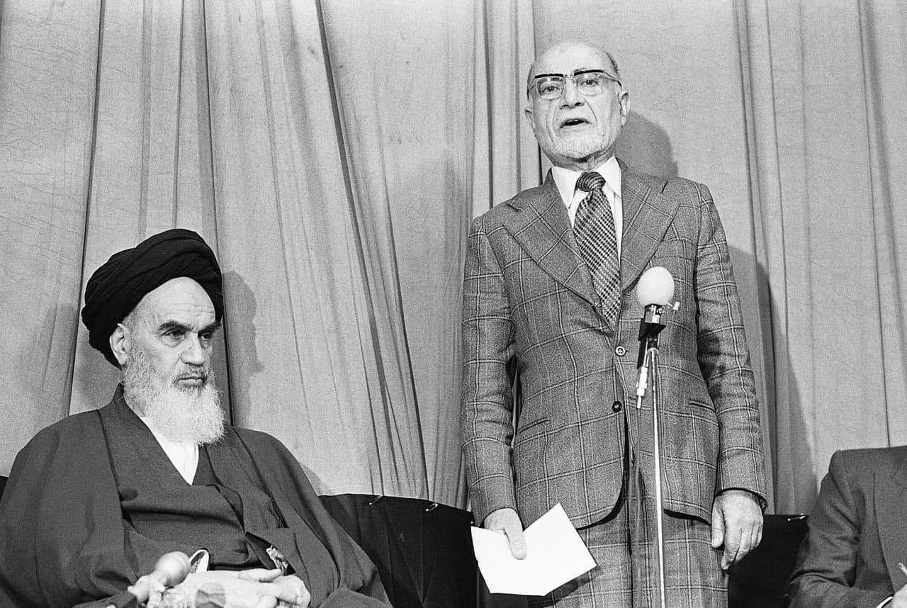 مهندس بازرگان، پس از معرفی‌شان به نخست‌وزیری؛ بنا به ضرورت و وظیفه ناچار شدم قبول کنم