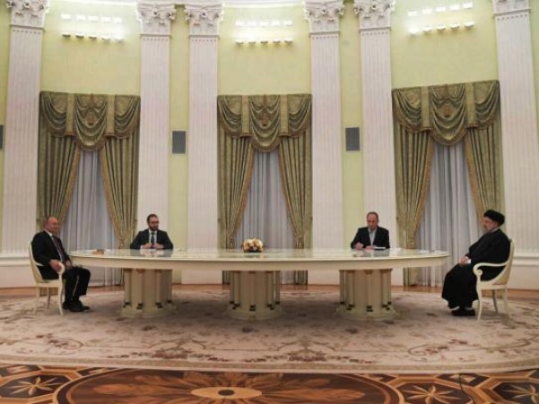 آینده روابط ایران و روسیه پس از دیدار رئیسی و پوتین آینده روابط ایران و روسیه پس از دیدار رئیسی و پوتین