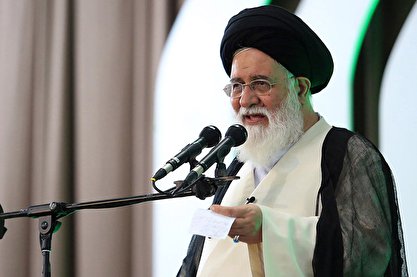 حمایت علم الهدی از طرح «صیانت»: آقای قالیباف! این قانون هر چه زودتر در مجلس تصویب شود تا فضای مجازی به فضایی پاک و مقدس تبدیل شود / مطالبه انقلابیون نان، مسکن، اقتصاد، شکم برپا، زندگی راحت و رفاه بود؟ مطالبه مردم عزت بخشیدن به دین خدا بود