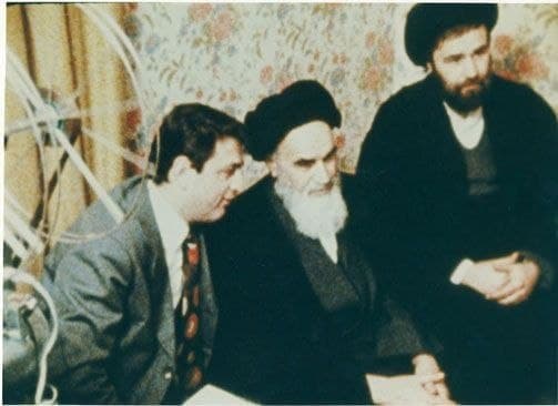 خاطرات صادق طباطبایی، شماره ۷: اگر تفرقه را برجسته می‌کند، ضرورتی ندارد که از مهر برای نماز استفاده کنید