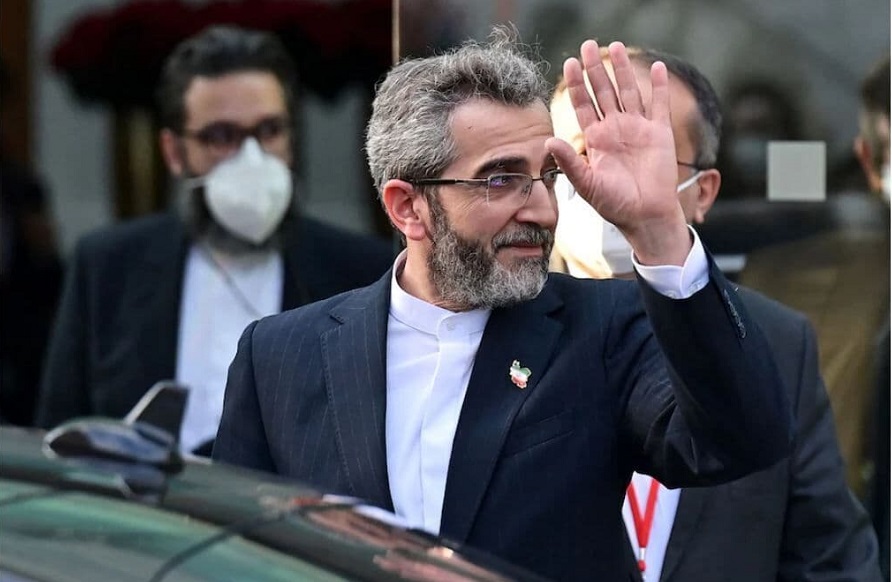 تیم مذاکره کننده ایران اختیار مذاکره مستقیم با آمریکا را دارد