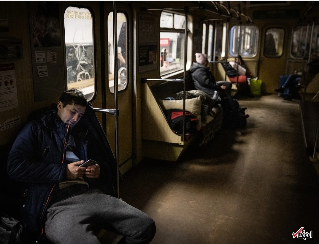 تصاویری از وضعیت اسفبار بار اوکراینی‌ها در متروی کی یف
