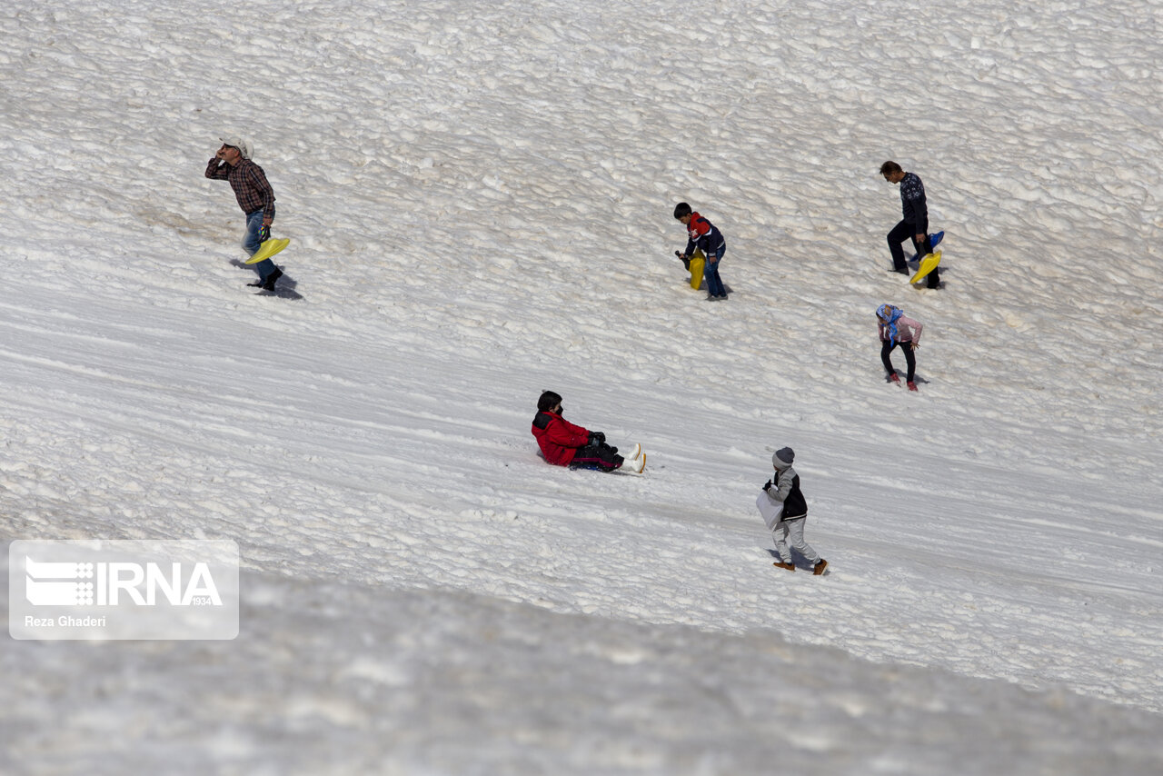 تصاویر: تفریحات زمستانی در پیست پولادکف سپیدان فارس