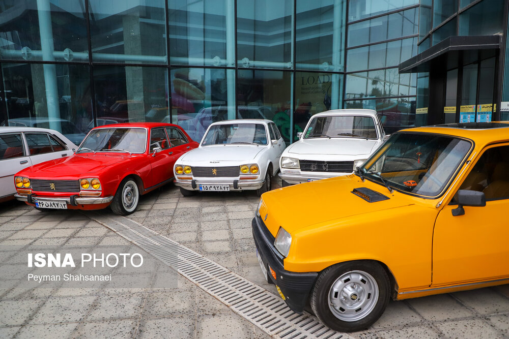تصاویر: همایش خودروهای کلاسیک و آفرود زنده&zwnj;رود