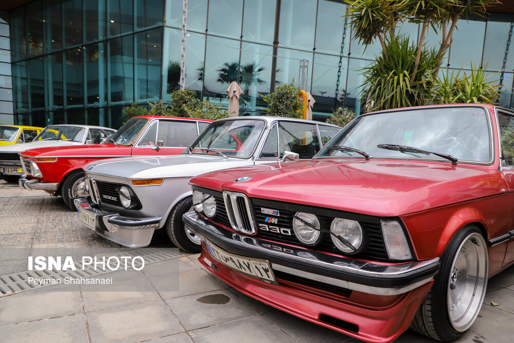 تصاویر: همایش خودروهای کلاسیک و آفرود زنده&zwnj;رود