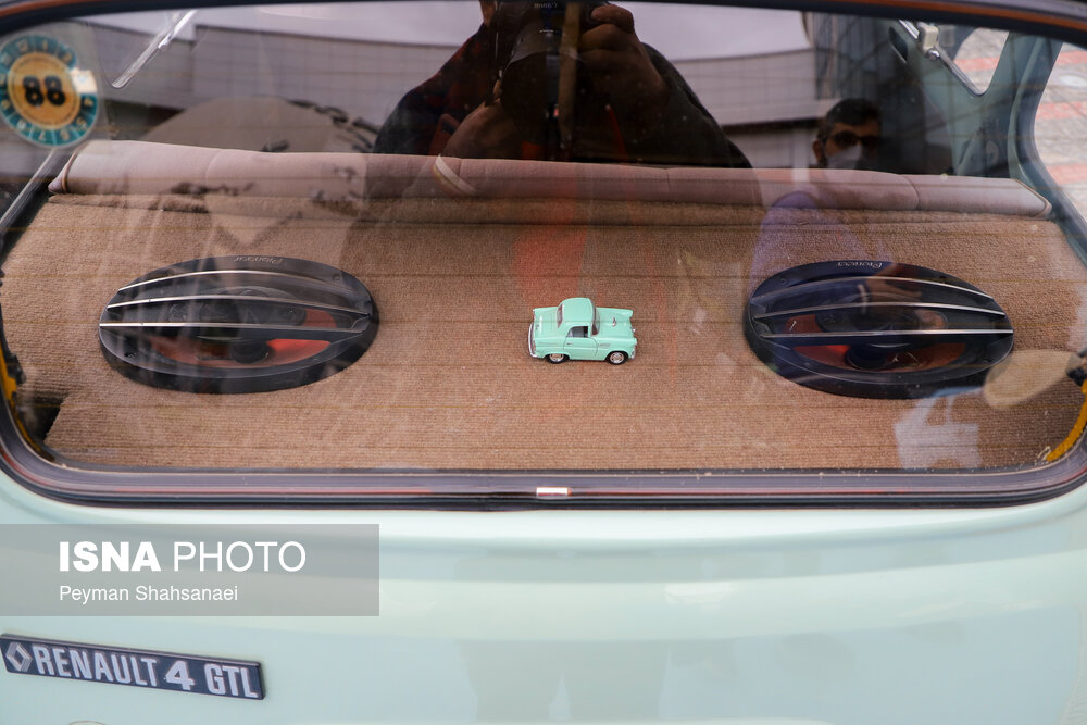 تصاویر: همایش خودروهای کلاسیک و آفرود زنده&zwnj;رود
