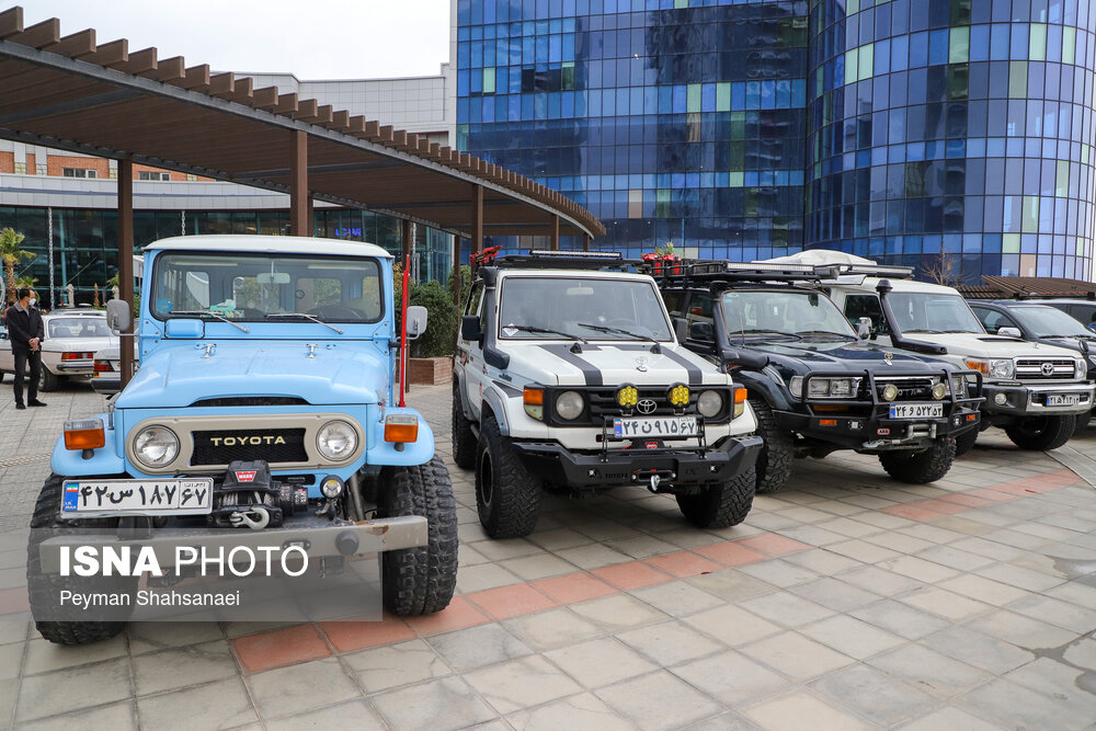 تصاویر: همایش خودروهای کلاسیک و آفرود زنده&zwnj;رود