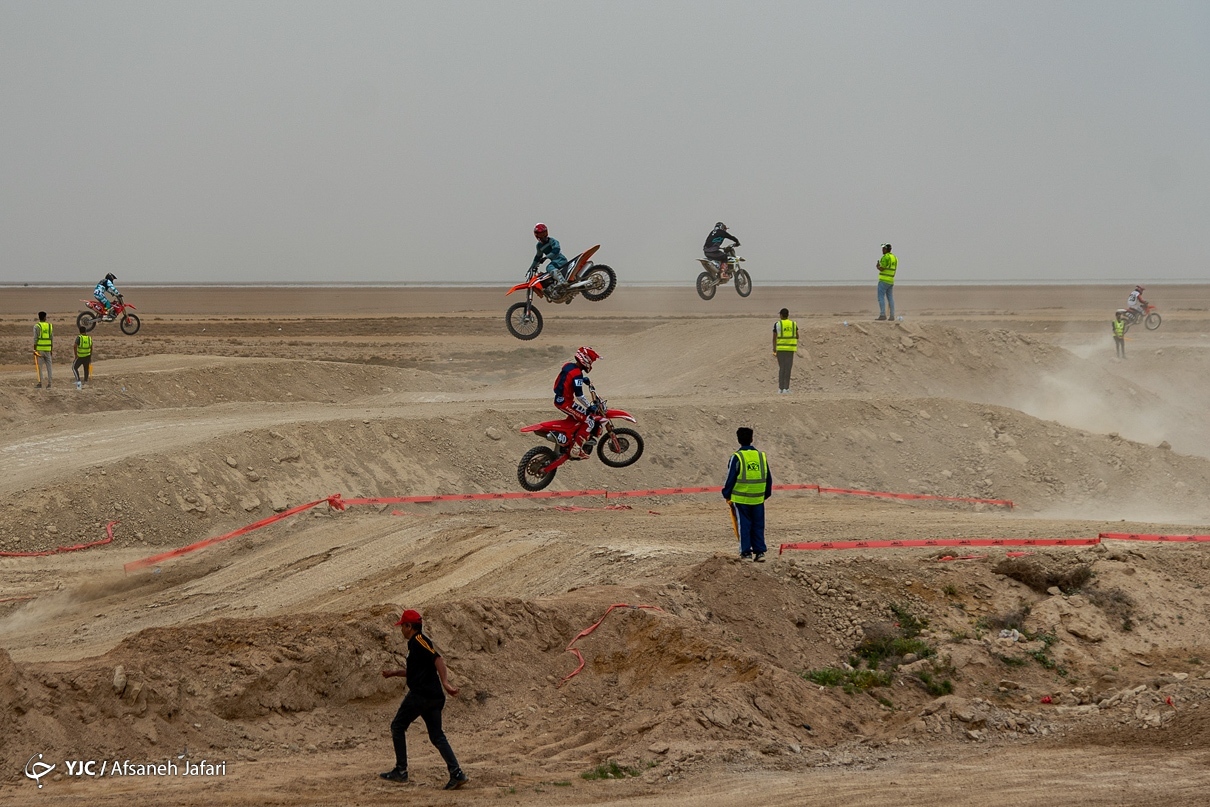 تصاویر: مسابقات موتور کراس قهرمانی کشور - بوشهر