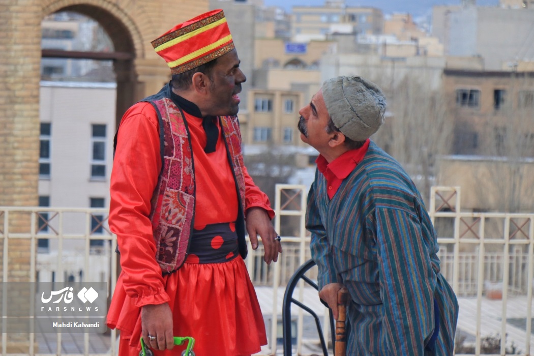 تصاویر: آیین قاشق&zwnj;زنی شب چهارشنبه&zwnj;سوری در همدان