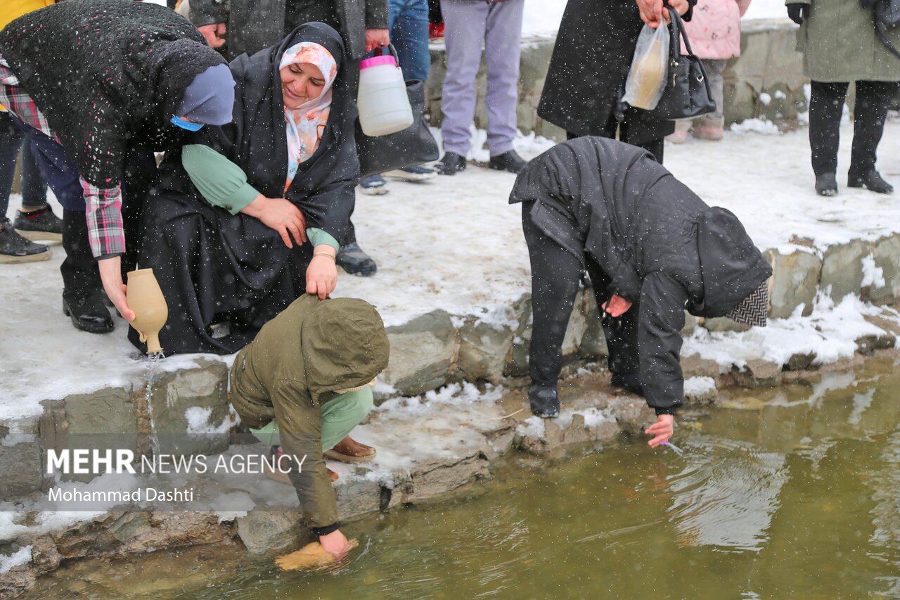تصایر: مراسم سنتی «نو اوستی» در بالیقلو چای اردبیل
