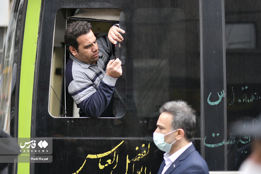 تصایر: آئین تشییع پیکر &laquo;آیت الله علوی گرگانی&raquo;