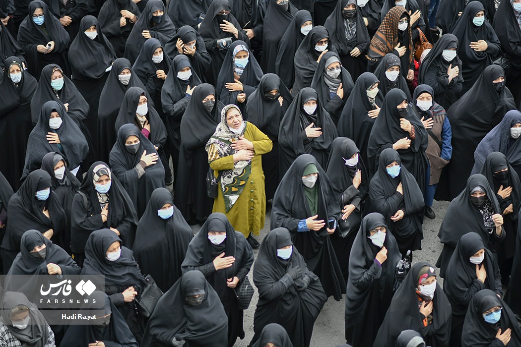 تصایر: آئین تشییع پیکر &laquo;آیت الله علوی گرگانی&raquo;