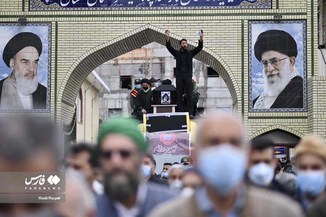 تصایر: آئین تشییع پیکر &laquo;آیت الله علوی گرگانی&raquo;