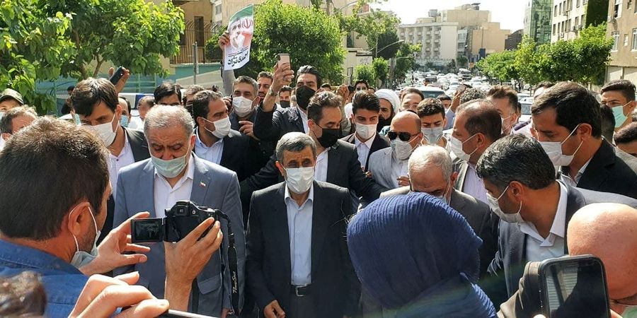 واکنش عباس عبدی به سخنان جنجالی احمدی&zwnj;نژاد